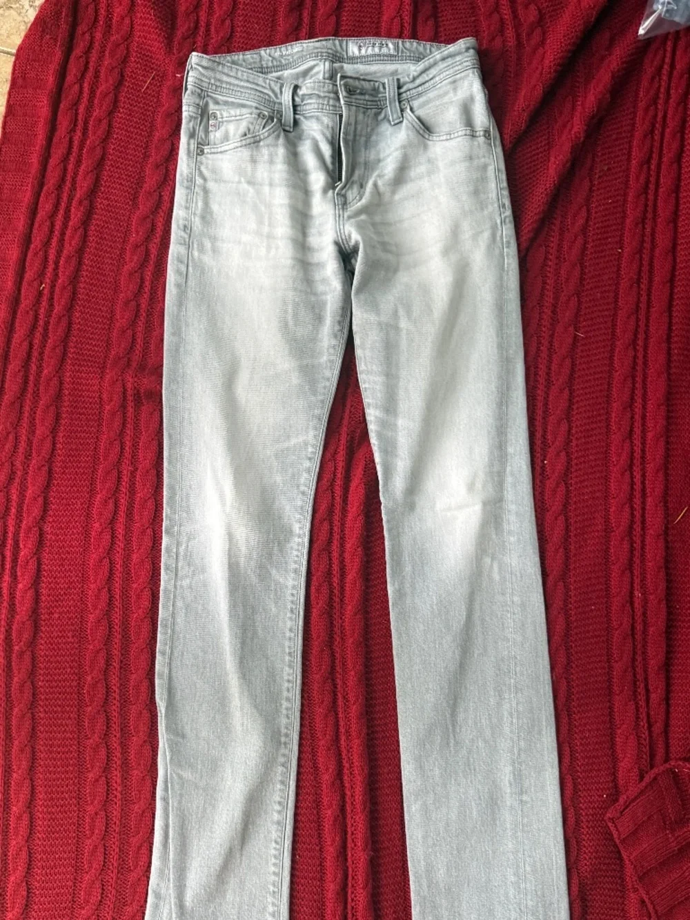 AG Adriano Goldschmied Light Wash Denim Size 32 | Capsule‎ Wardrobe Essential